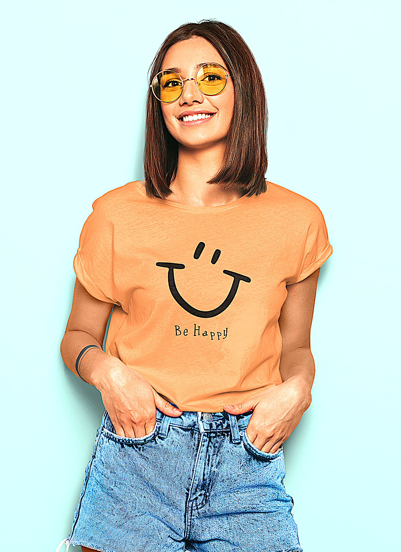 'Be Happy' Crewneck T-shirt