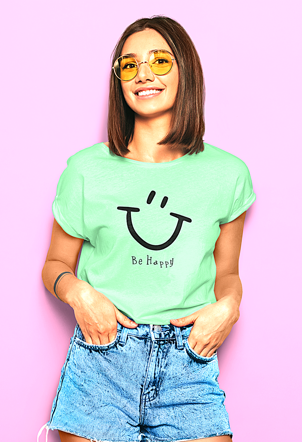 'Be Happy' Crewneck T-shirt