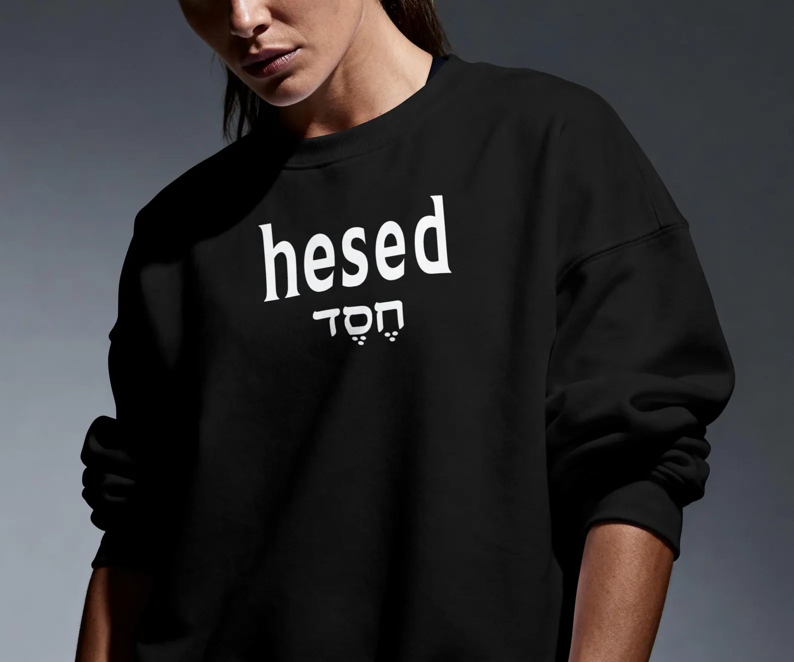 Hesed Crewneck