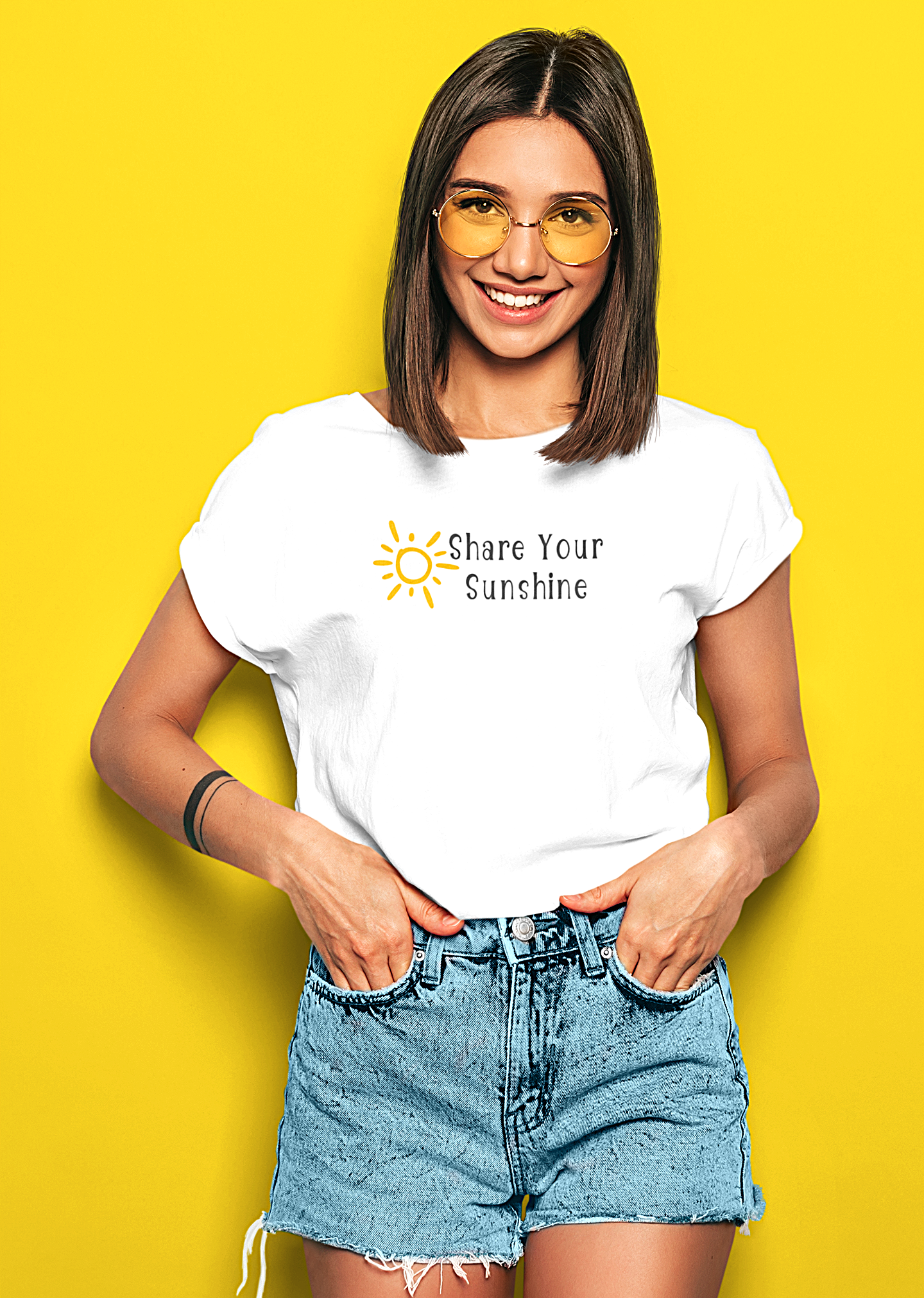'Share your Sunshine' Crewneck T-shirt